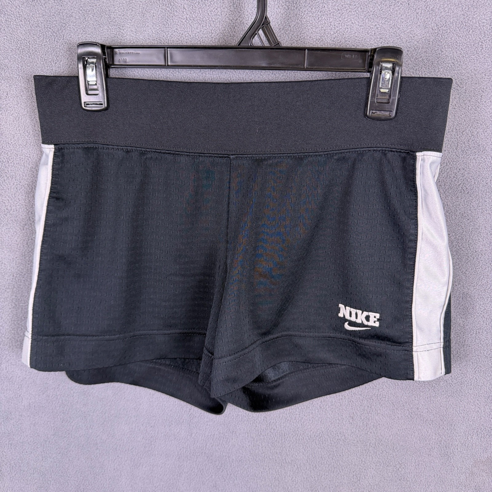 Nike Womens Shorts S 4-6 Black White Training Running Athletic Logo Vintage