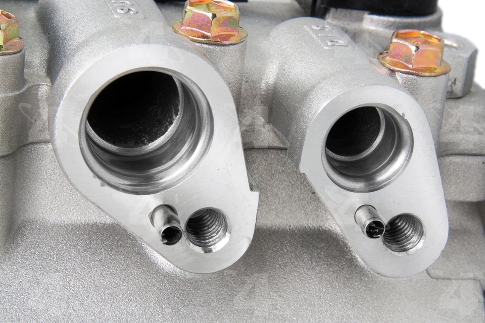 For Mitsubishi 3000GT 1994-1996 Four Seasons 68485 A/C Compressor w Clutch - Imagem 2 de 4