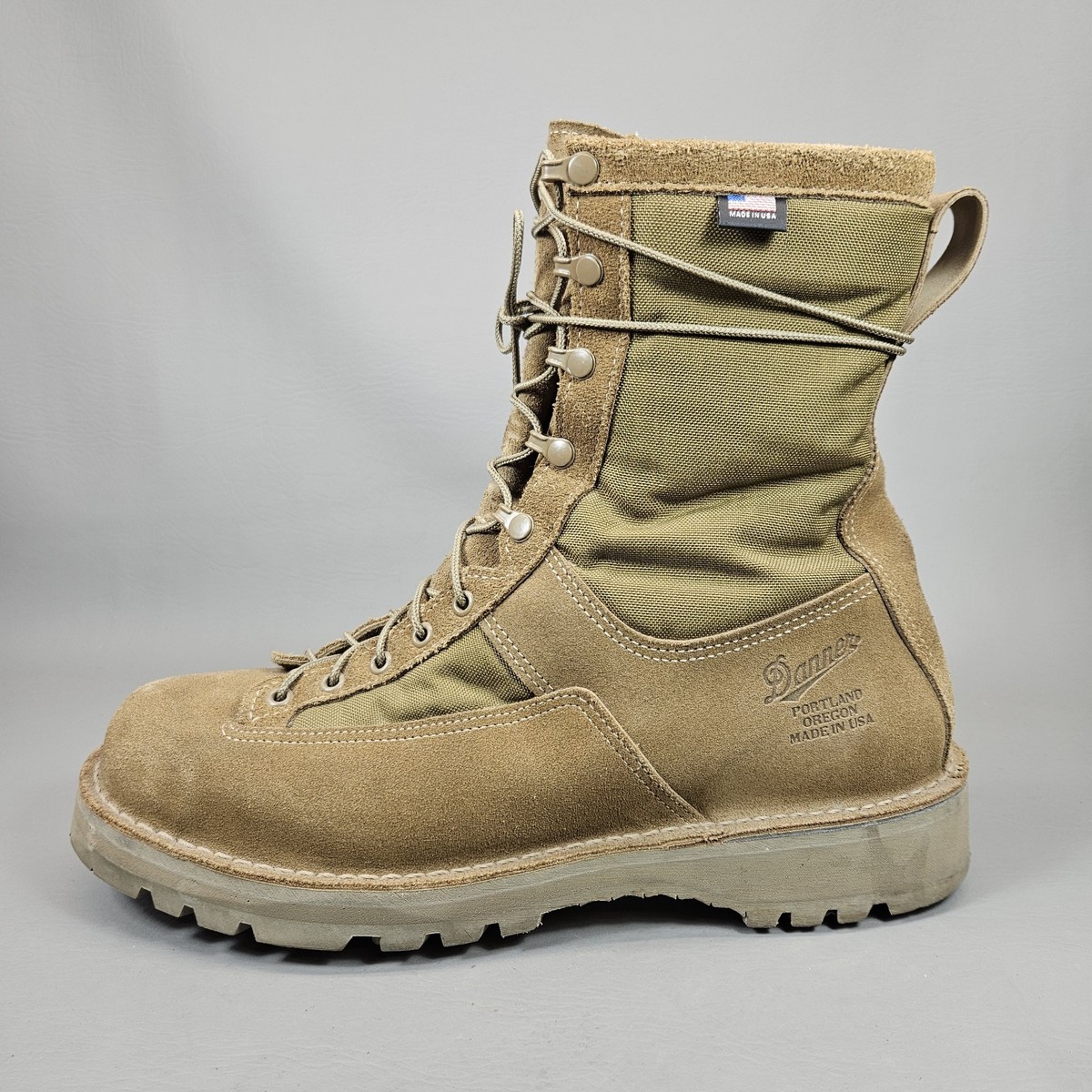 Danner Desert Acadia Boots Mens Size 13 EE Tan Vibram
