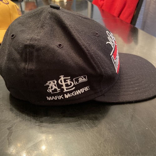 Cappello snapback Mark McGwire 70 Home Run stagione singola St. Louis Cardinals Champion - Foto 4 di 8