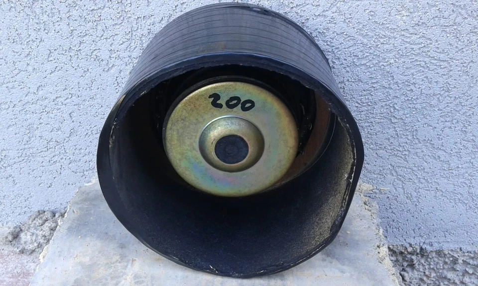 Subwoofer d'epoca Vintage 13 Unicars Pink Box Modello Stereo con 2 Ingressi - Immagine 2 di 2