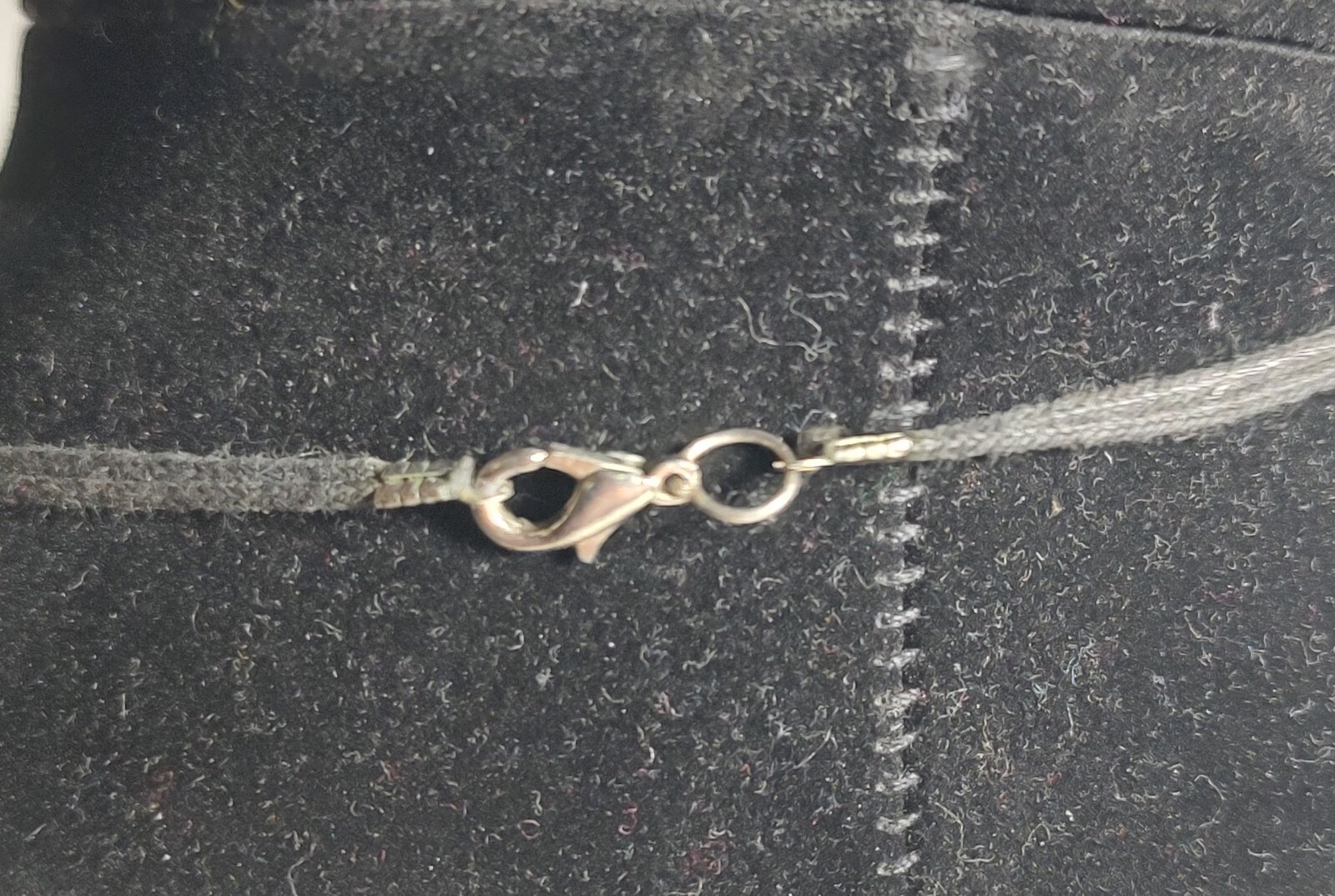 Three Shell Necklace 17" - image 3