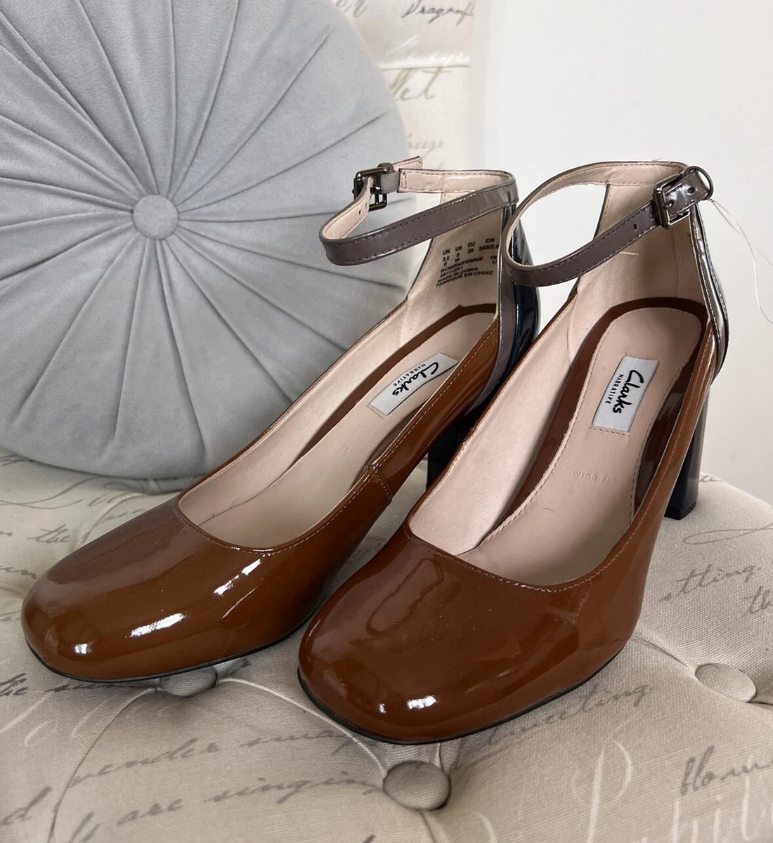 Clarks ladies hotsell patent shoes