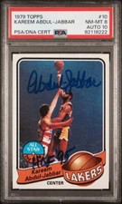 1979 Topps #10 Kareem Abdul Jabbar auto inscribed signed card PSA 8 10