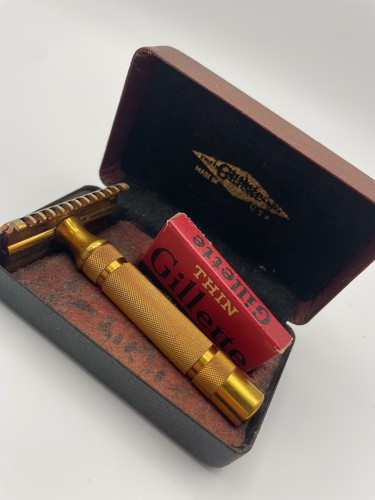 Vintage Gillette Gold Safety Razor w/ Case – Open Comb – USA Made – c.1930s