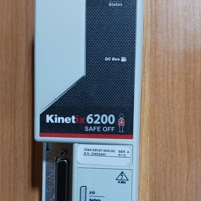 Allen-Bradley Kinetix 6200 2094-SE02F-M00-S0 Safe Off Servo Drive 2kW 3-Phase