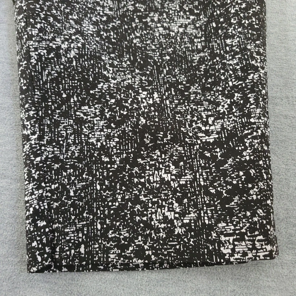 Worthington Pants Womens 2X Black White Pattern Capri Stretch Pockets - Image 3 of 4