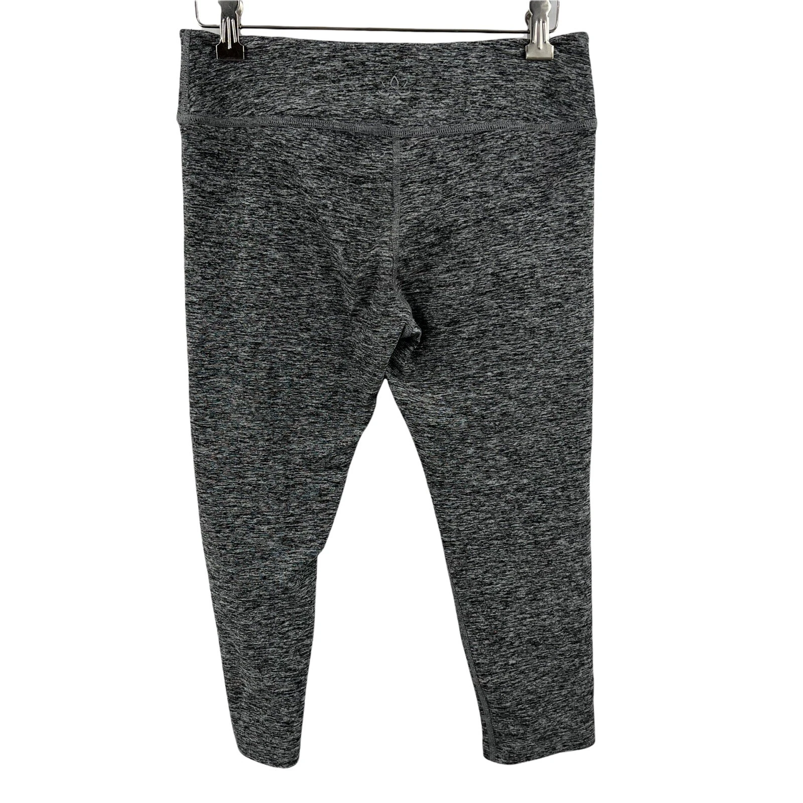 beyond-yoga extra soft cropped leggings