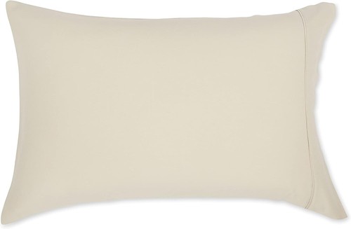 Amazon Basics Standard Pillow Cases Set of 2 - Lightweight 20x30 - Picture 4 of 4