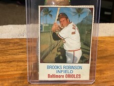 1975 Hostess Baseball Cards 24