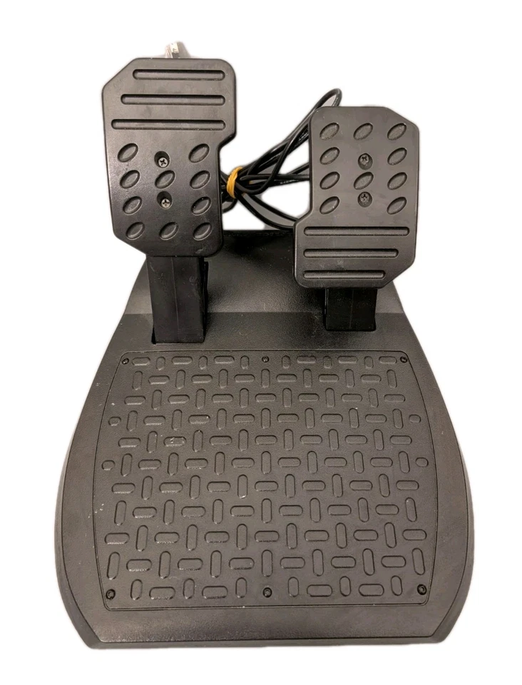 Thrustmaster Ferrari 458 Spider Racing Wheel Lenkrad Pedale Xbox One Series X/S - Bild 3 von 4