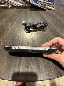 Japanese Black PlayStation Vita PSVITA 1000 System W/Charger NO Memory Card B63