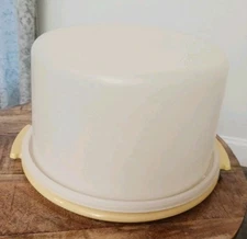 Vintage Tupperware #683-1 #684-8 Harvest Gold Cake Taker Carrier 9" NO HANDLE