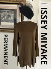 USED EXCELLENT CONDITION ISSEY MIYAKE PERMANENT, MADE WITH HIGH-QUALITY, STURD