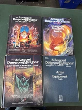 Dungeons & Dragons Book Lot Unearthed Arcana Dungeon Masters Guide Arms