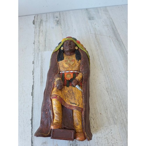 Vintage Giuseppe Indian box 1996 native American soldier headdress pencil holder