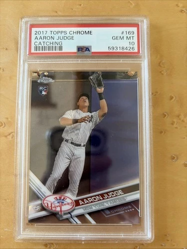 2017 TOPPS CHROME AARON JUDGE PSA 10 Gem Mint #169 ROOKIE Card RC Catching