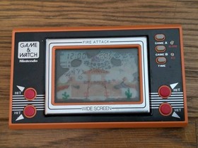 NINTENDO GAME AND & WATCH Fire Attack w/ BOX & Manual Booklet 1982 JAPAN