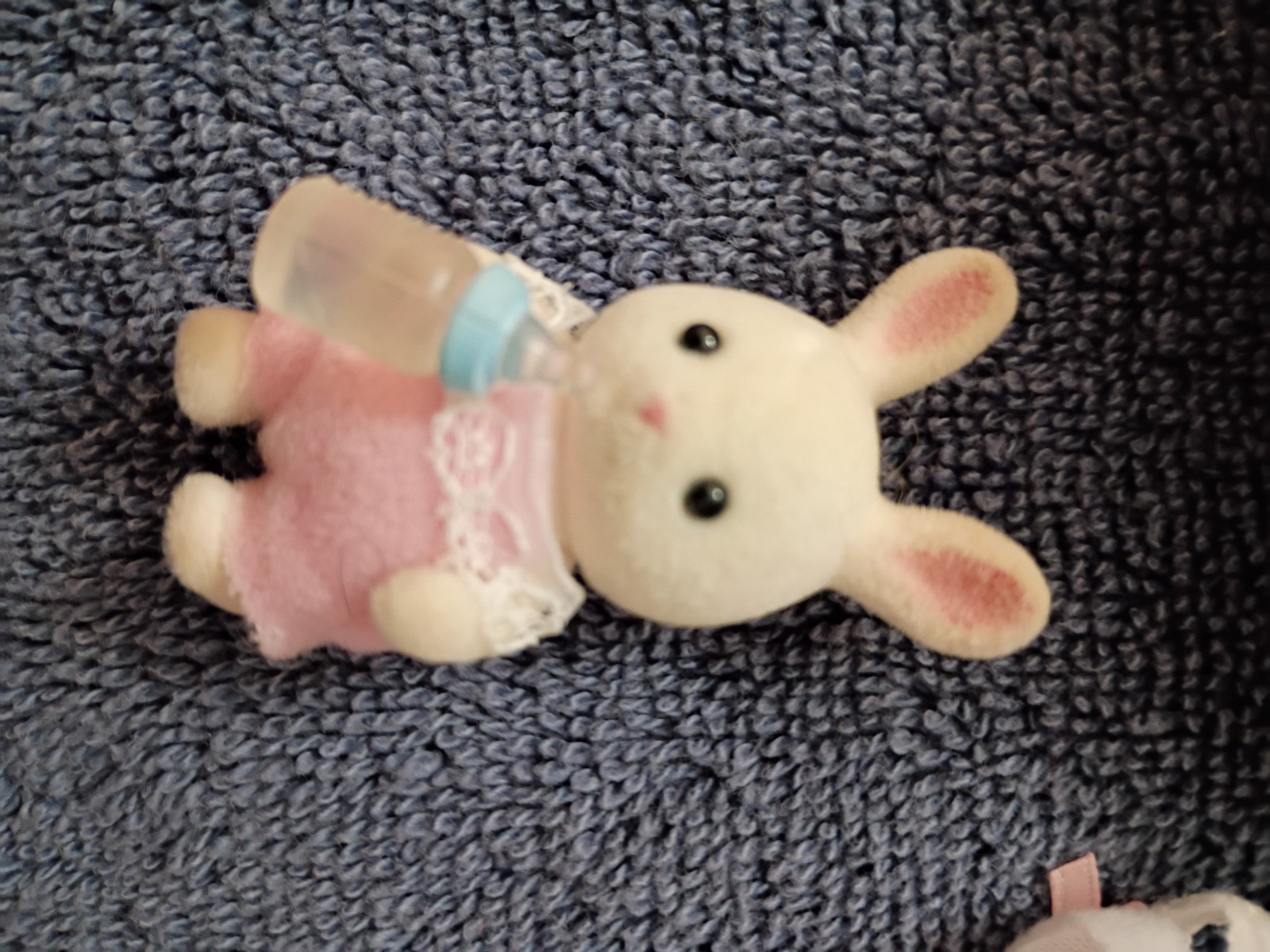 Calico Critters Sophie's Love'n Care Sophie Nursery Sylvanian Families *Read