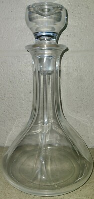 Crystal Decanter with Stopper - 10'' x 6''.  Beautiful!