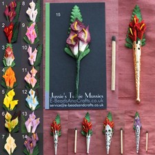 1 ARUM/CALLA LILY POSY: Tussie Mussie Flowers for "Poirot" Lapel Pin/Brooch Vase