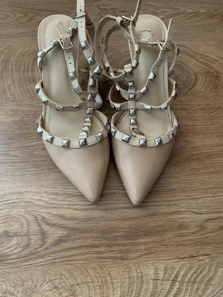 Women BCBGeneration Heels Beige Leather 38.5