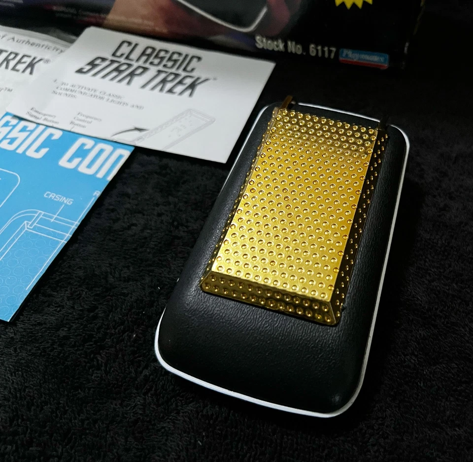 COMMUNICATOR w/BOX INSERTS • WORKING • STAR TREK THE ORIGINAL SERIES • PLAYMATES - Image 3 of 4