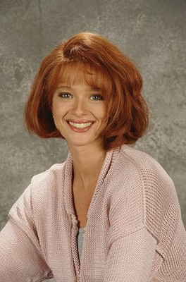 Lauren Holly as Officer Maxine Stewart in PICKET FENCES July 18 1992 Old Photo 1