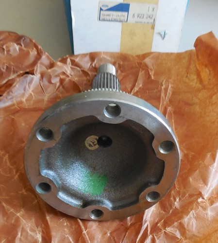 Tocón del eje de transmisión Ford Scorpio 2.5 Turbo Ford-Finis 6923242 - V94GB-4K137-AA - Imagen 4 de 7