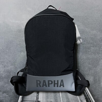 RAPHA プロチームライトウェイトバックパック ブラック / 10L プロチーム ライトウェイト バックパック | Rapha