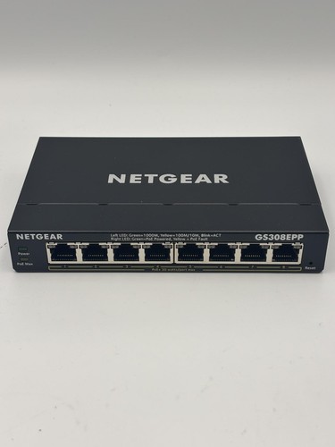 NETGEAR 8 Port PoE Gigabit Smart Managed Essentials Switch (GS308EPP) - Photo 2/5