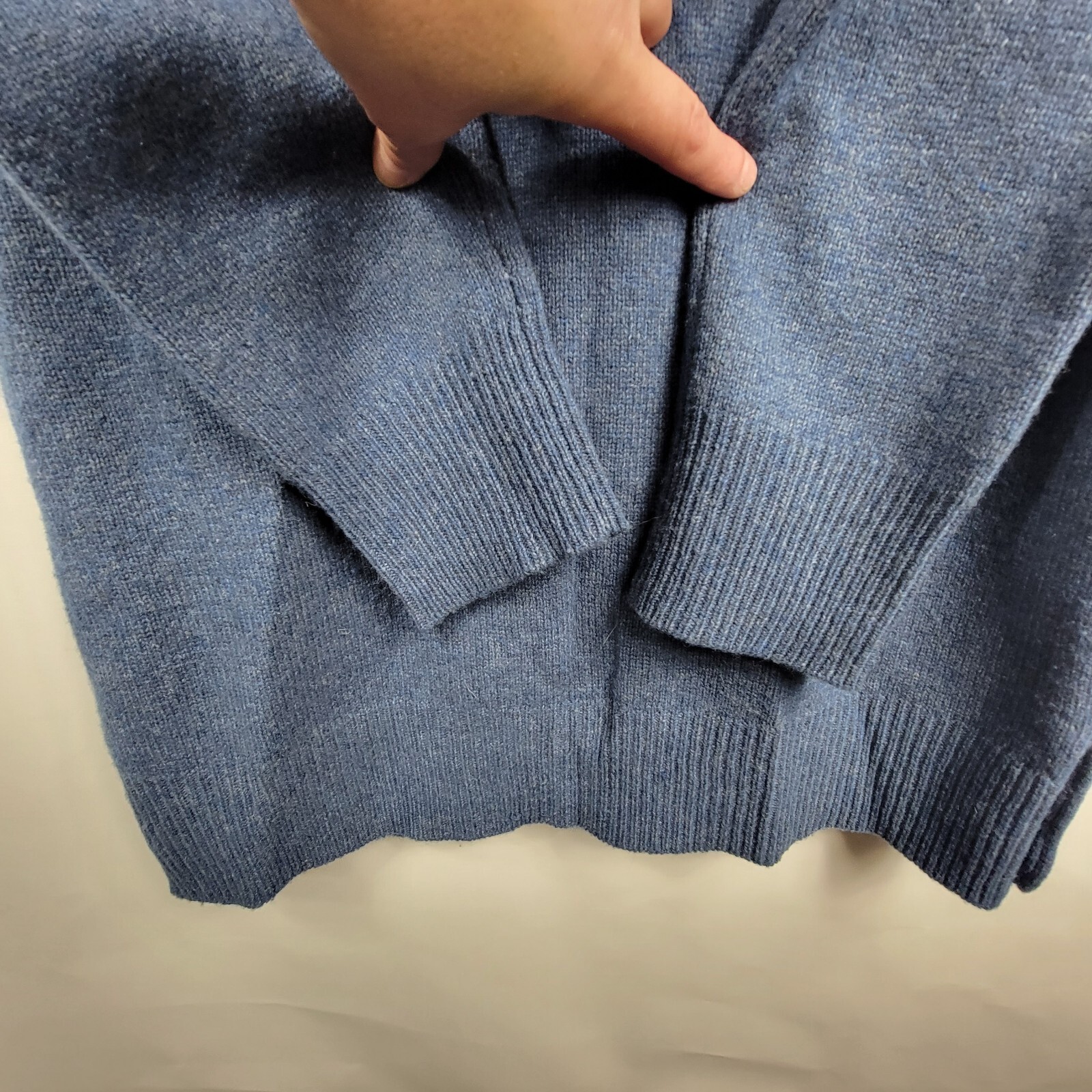 Pendleton Lambs Wool Blend V-Neck Button Down Car… - image 8