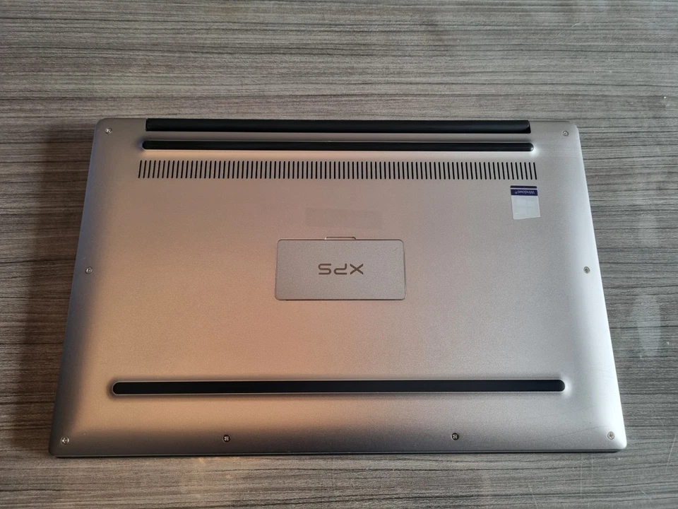 Ordinateur PORTABLE DELL XPS 13 9360 i7 7500U 8 Go 256 Go SSD QHD+ Tactile (1) - Photo 4/4