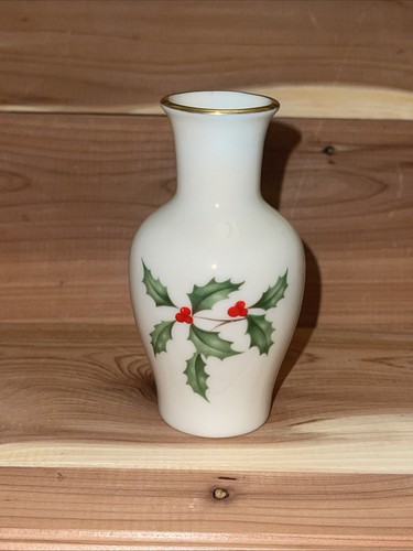 Lenox Special HOLLY BERRIES China Holiday Christmas BUD VASE 3.5" Real Gold Trim