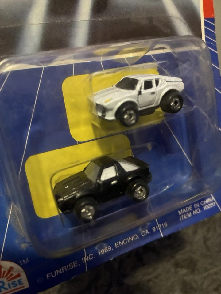 Funrise Micro Action Light Ups Working Head & Tail lights Lamborghini - Image 3 of 3