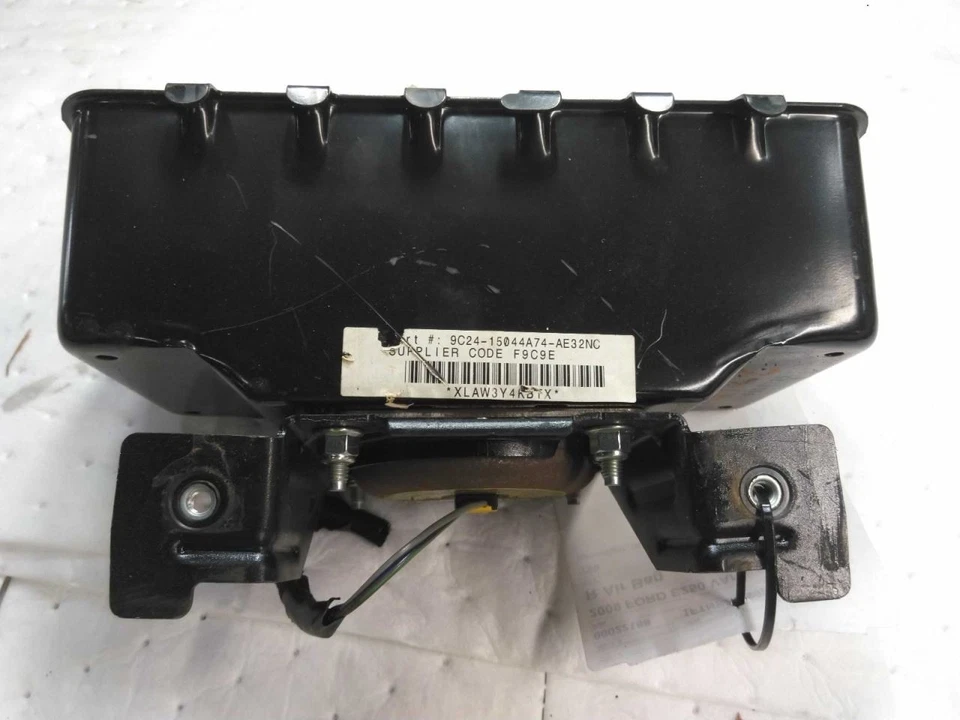 Tablero de pasajeros con bolsa de aire para camioneta Ford E350 572477 09-19 21-22 Foto 2 de 4