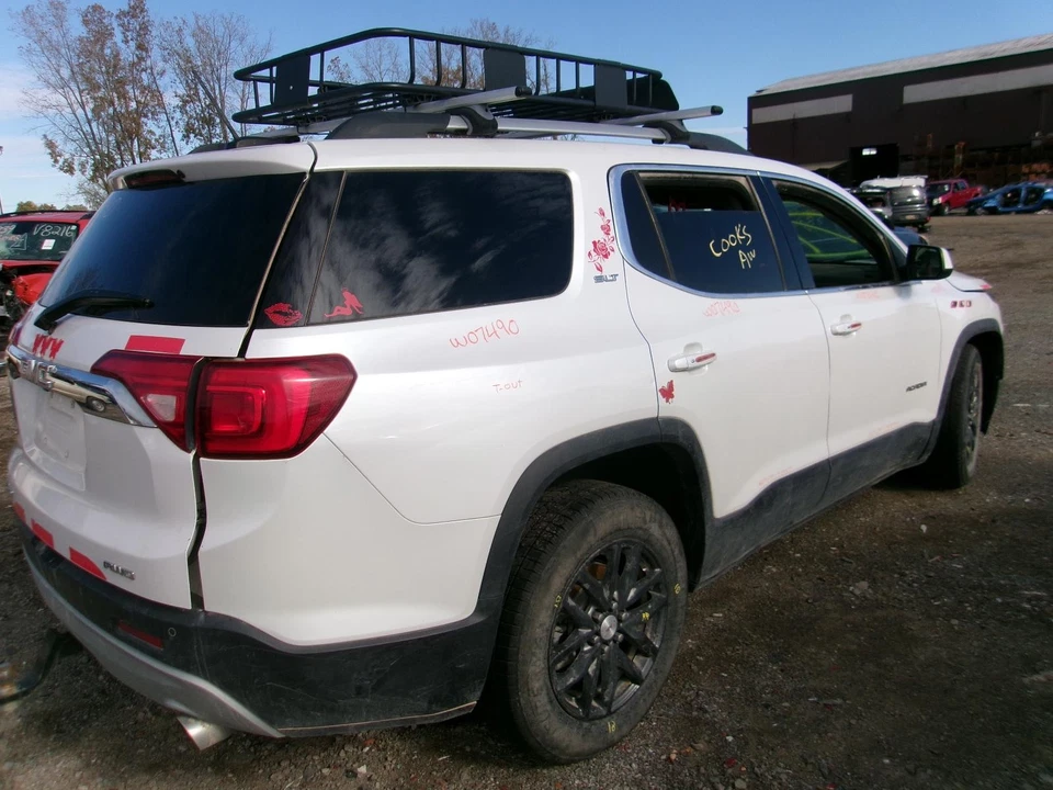 Used Serial Data Gateway Module fits: 2018 Gmc Acadia Network Gateway dash mount - Image 4 of 4