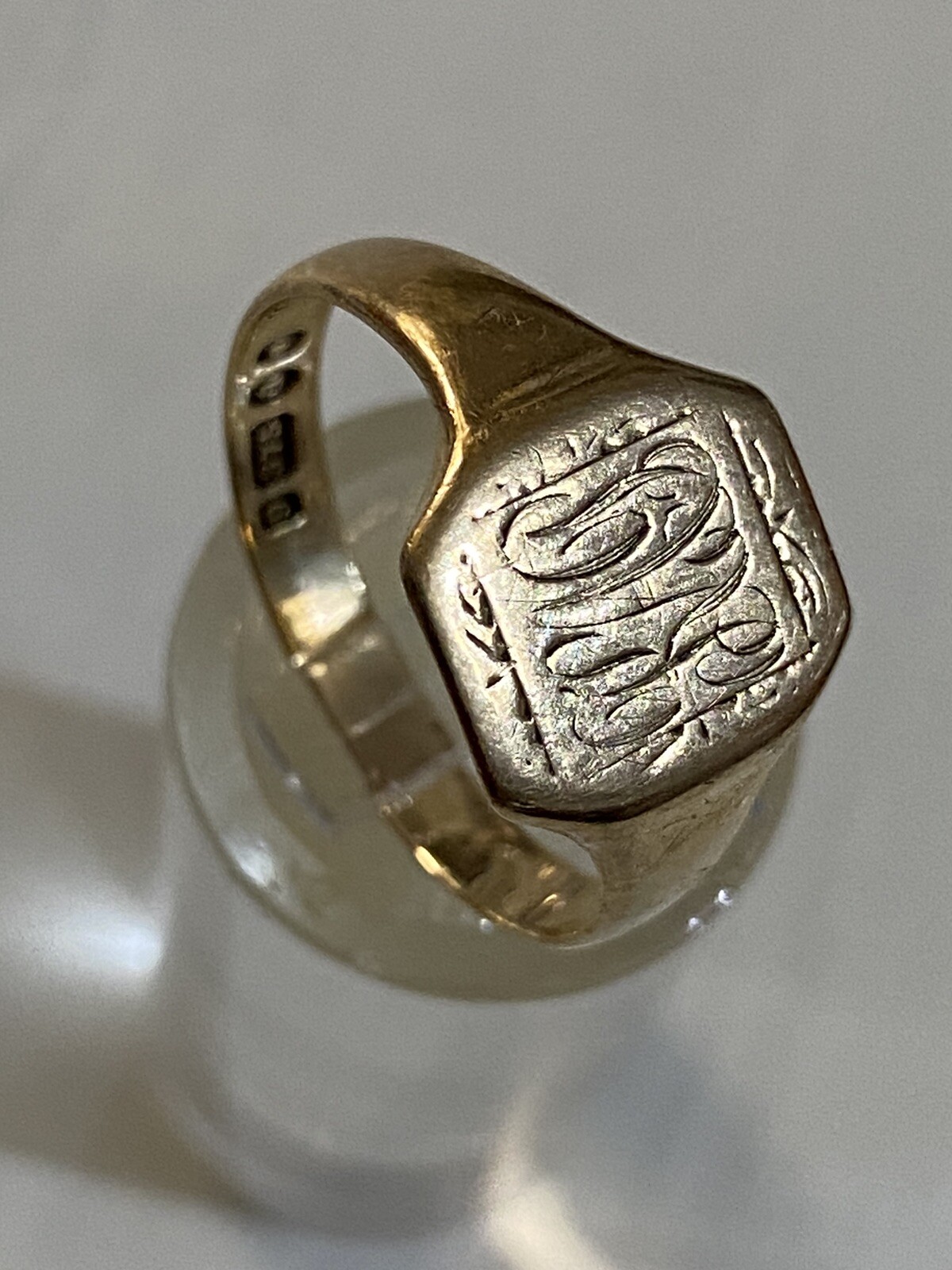 Antique 1930s 9ct Solid Gold Ring - image 1