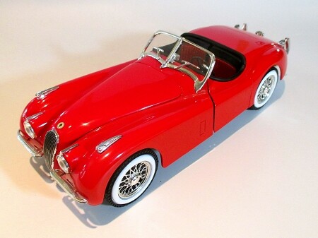 Ertl Hamilton 1948 Jaguar XK120 Red Roadster 1 18 modelo fundido a presión - Imagen 1 de 4