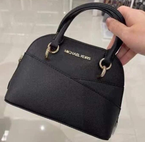 MICHAEL KORS JET SET TRAVEL XS DOME BAG BLACK $328