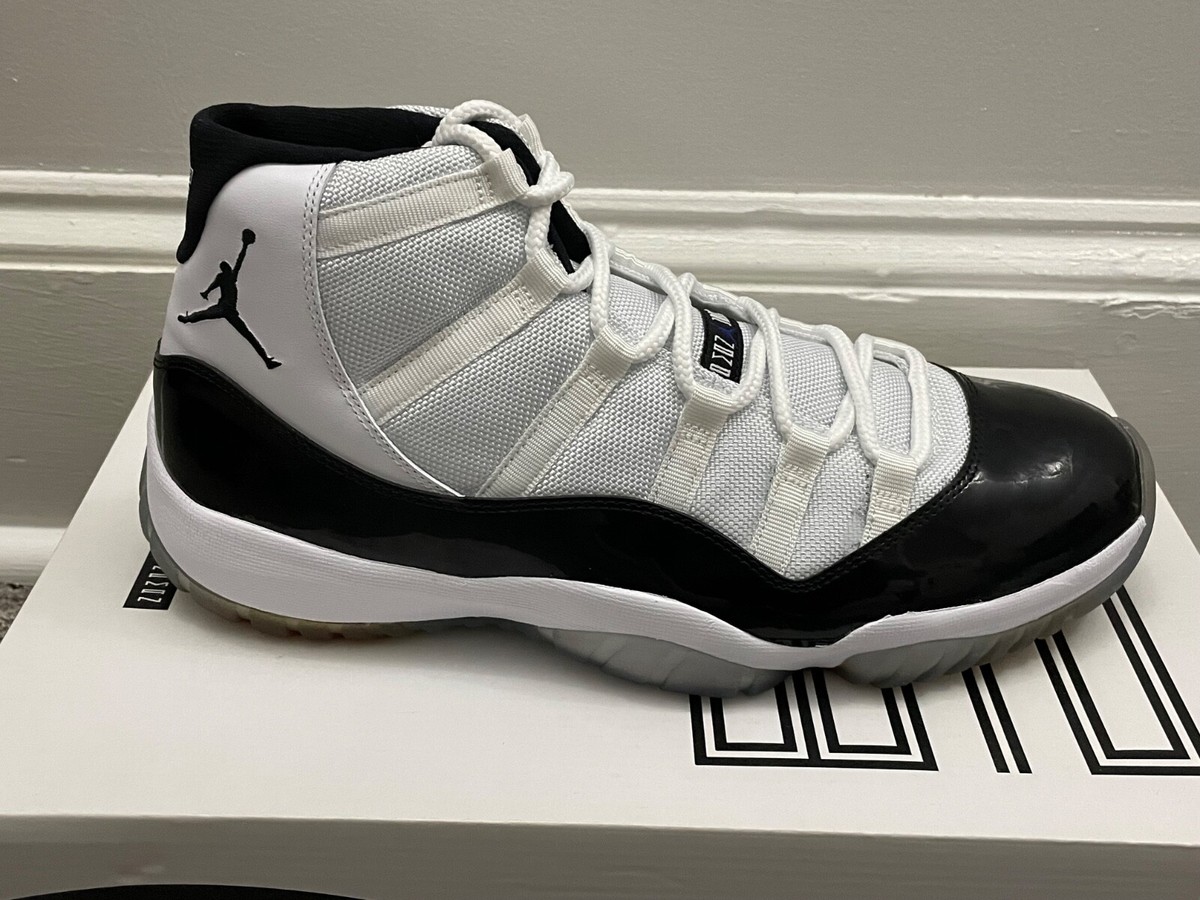 靴 NIKE AIR JORDAN 11 RETRO Concord 2011 Nike Air Jordan 11 Retro Concord 2011 US Size 10.0 Brand NEW