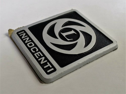 Genuine OEM Innocenti 1001 Cooper 1300 Badge hood / bonnet Partsnumber AXE329 - Photo 2/5