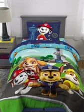 Nickelodeon's Paw Patrol "So Fun" 2-Piece Twin/Full Reversible Comforter Set NEW