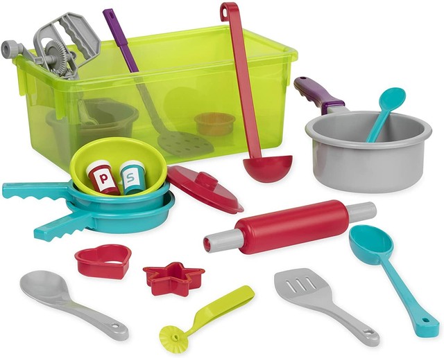 plastic play dishes
