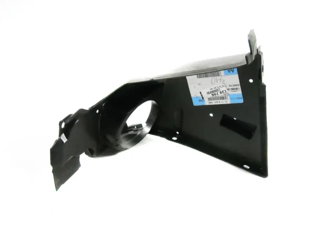 NEW BMW 7 E38 UPPER LEFT ENGINE COMPARTMENT COVER 51718201163 