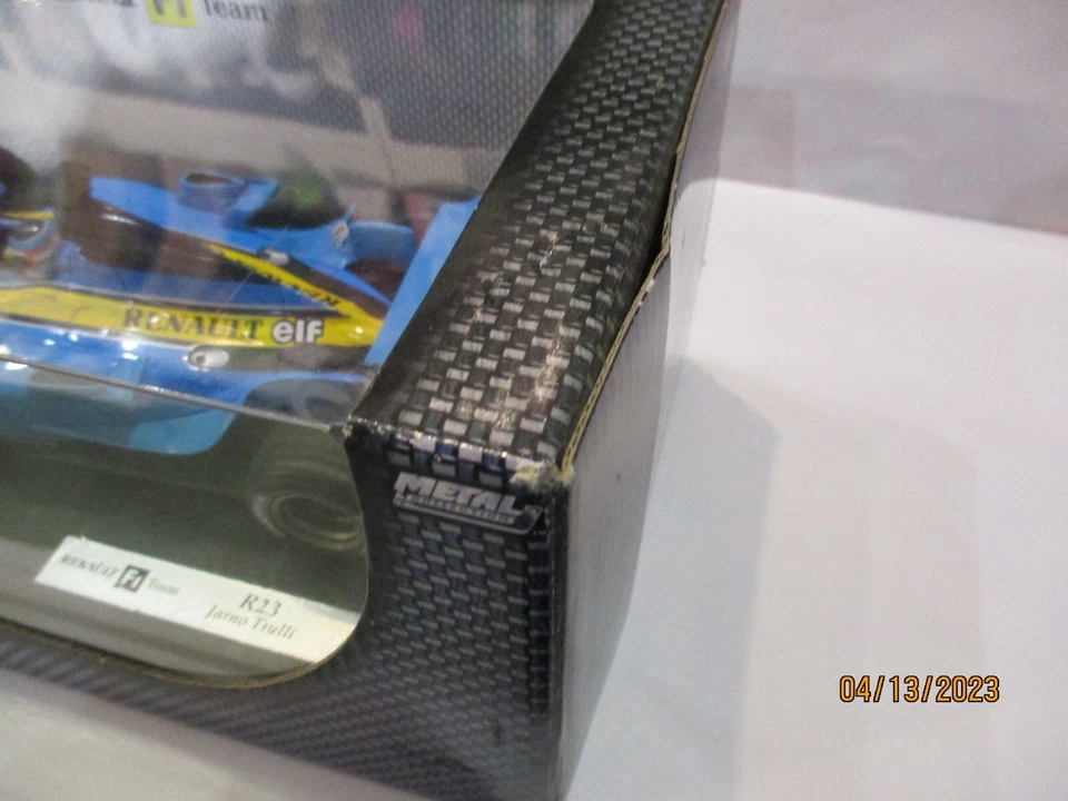 Hot Wheels 1/18 Scale Diecast - B7019 Renault F1 Team R23 Jarno Trulli Model Car - Immagine 3 di 4