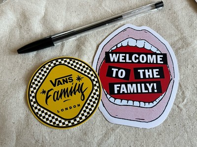 2 x VANS Off The Wall Skateboard Aufkleber Limited Edition FAMILY Waffle Board