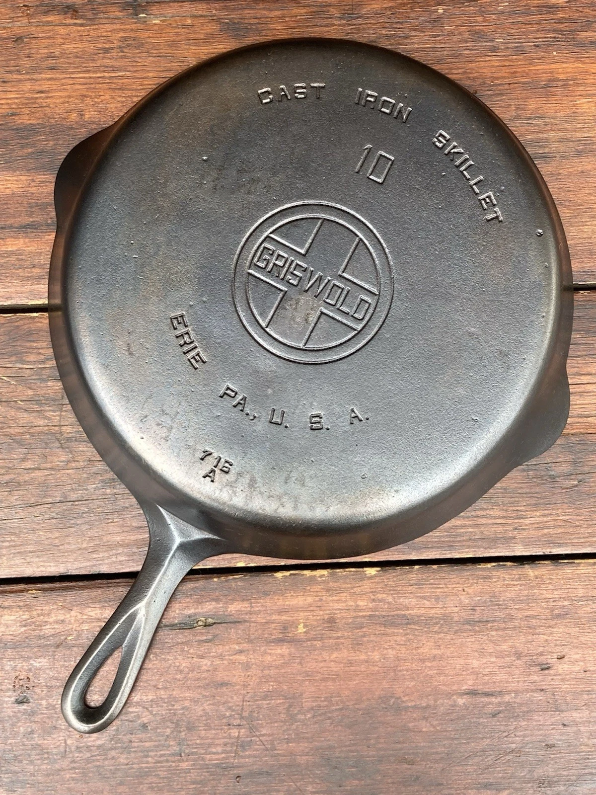 Griswold Cast Iron #10 Large Logo Skillet