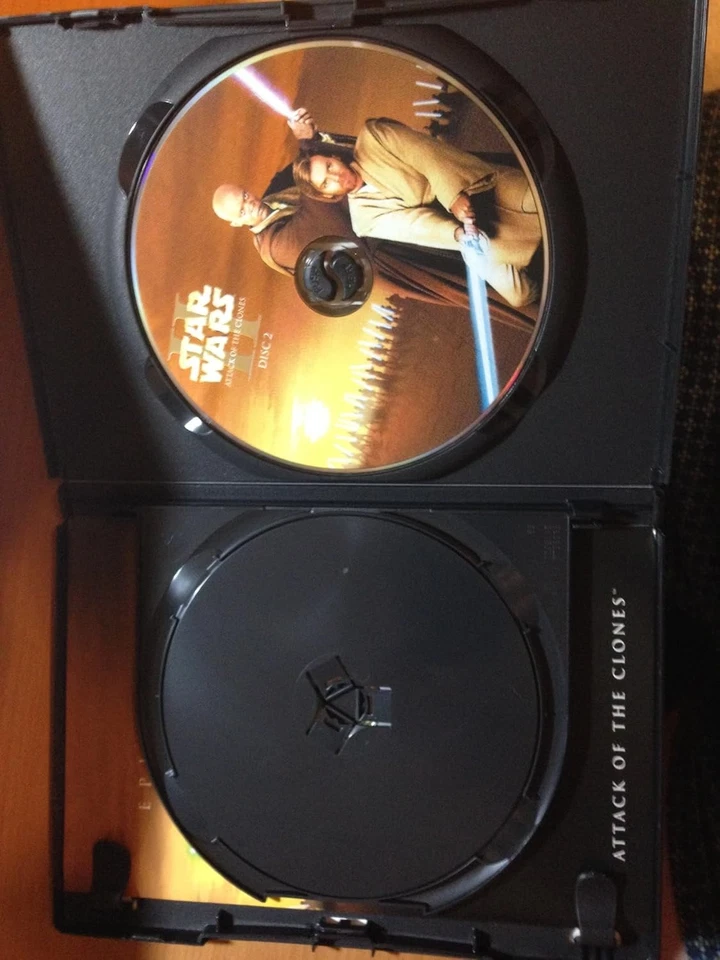 Star Wars Episode 2 - Attack Of The Clones (DVD) - image 3 of 4