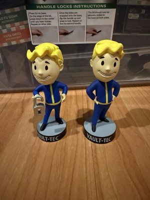 Fallout 4 Vault Boy 111 Bobblehead Series Figures